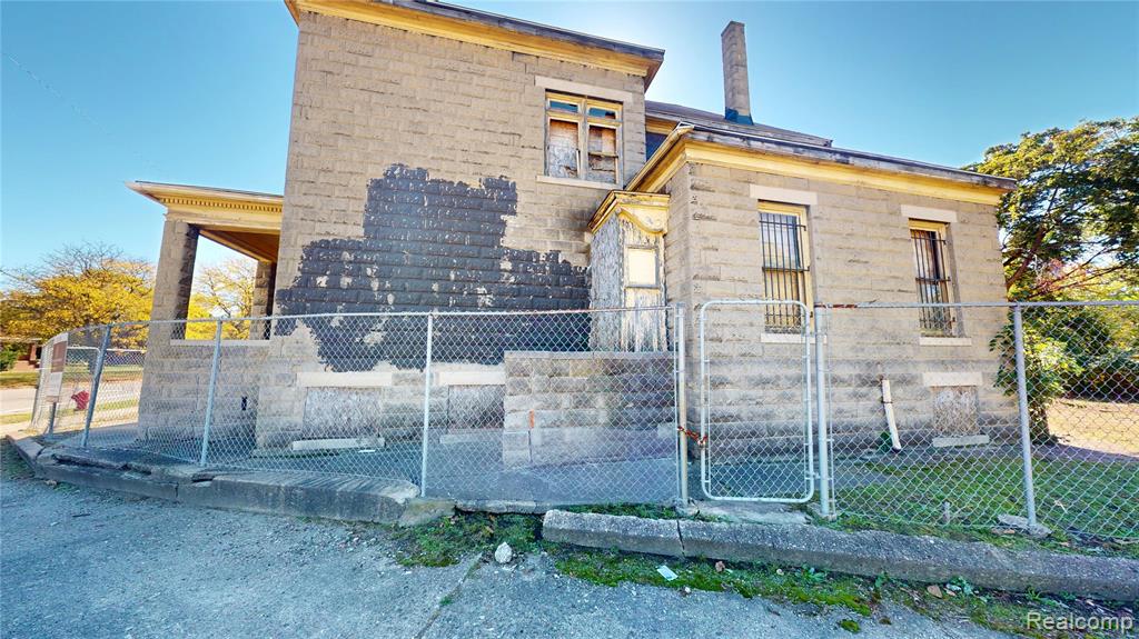 817 W Grand Boulevard, Detroit, MI 48216 — Photo 3
