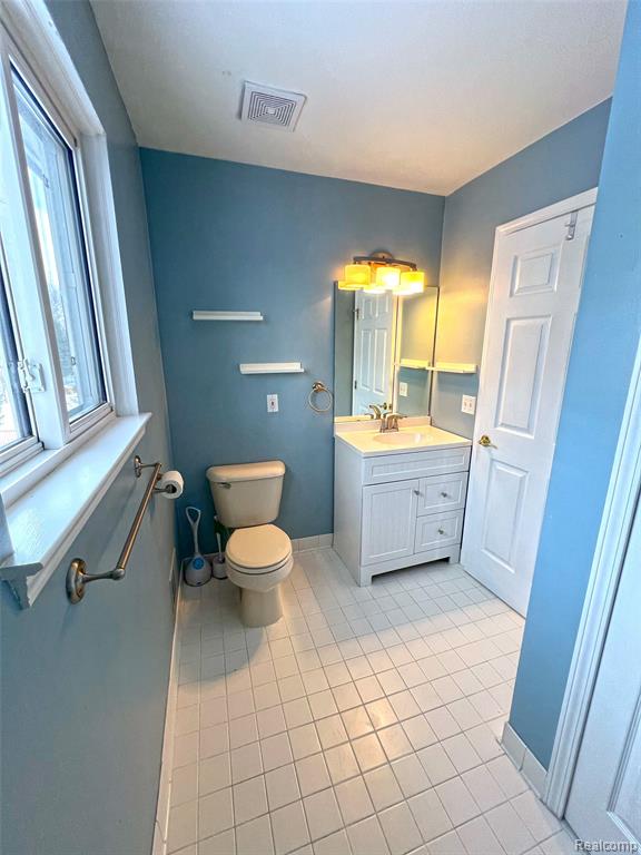 47546 Belmont Drive, Belleville, MI 48111 — Photo 31