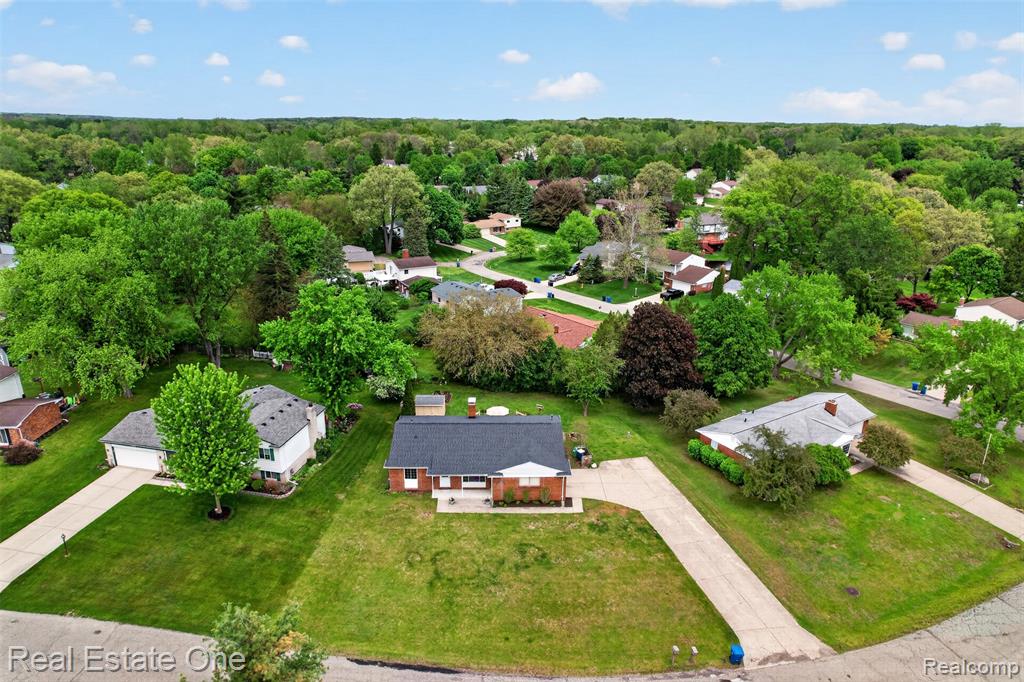 2802 Costa Mesa Road, Waterford, MI 48329 — Photo 41