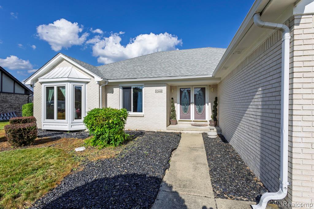 52448 Cedar Mill Drive, Macomb, MI 48042 — Photo 8