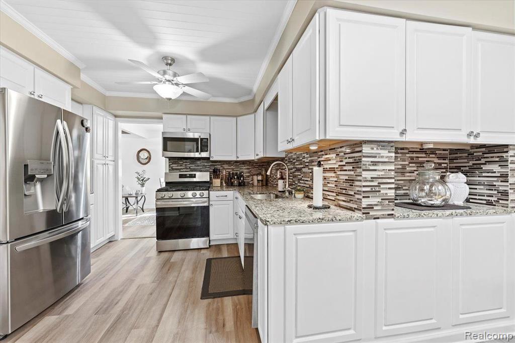 8441 Concord Road, Grosse Ile, MI 48138 — Photo 11