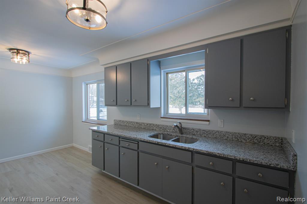 5617 Westfalen Drive, Shelby Twp, MI 48317 — Photo 11
