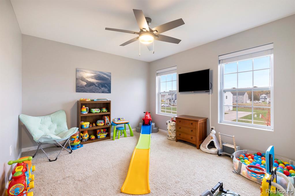 7044 Wildflower Court, Grand Blanc, MI 48439 — Photo 9