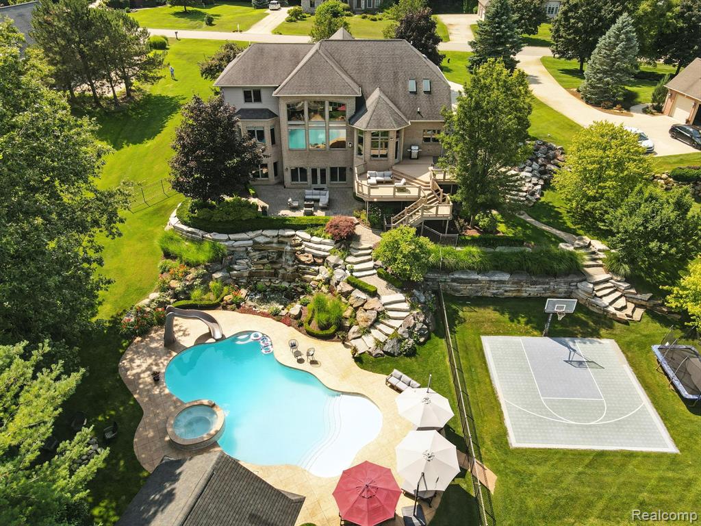 815 Pinery Boulevard, Lake Orion, MI 48362 — Photo 2