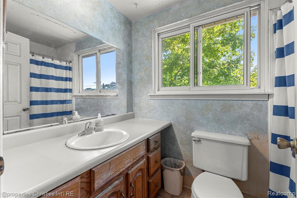 8139 Bristol Street, Westland, MI — Photo 22