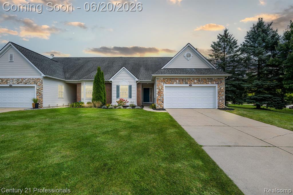 3305 Grove Lane, Auburn Hills, MI 48326 — Photo 2