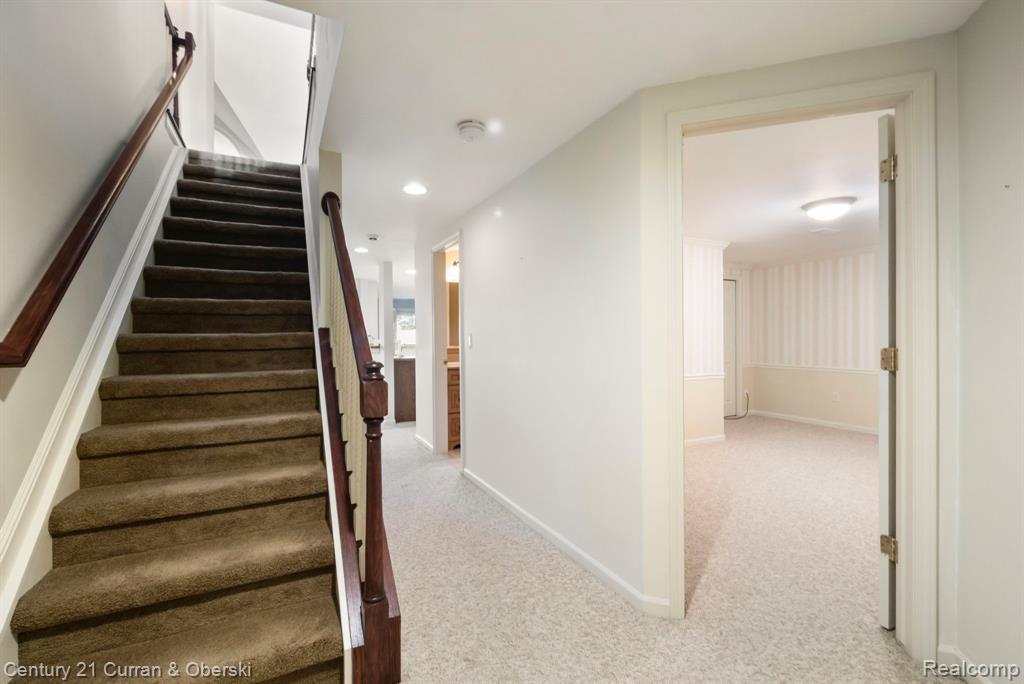 18215 Blue Heron Drive W, Northville, MI 48168 — Photo 30