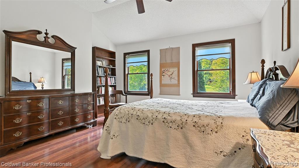 3482 Oak Park Drive, Saline, MI 48176 — Photo 28