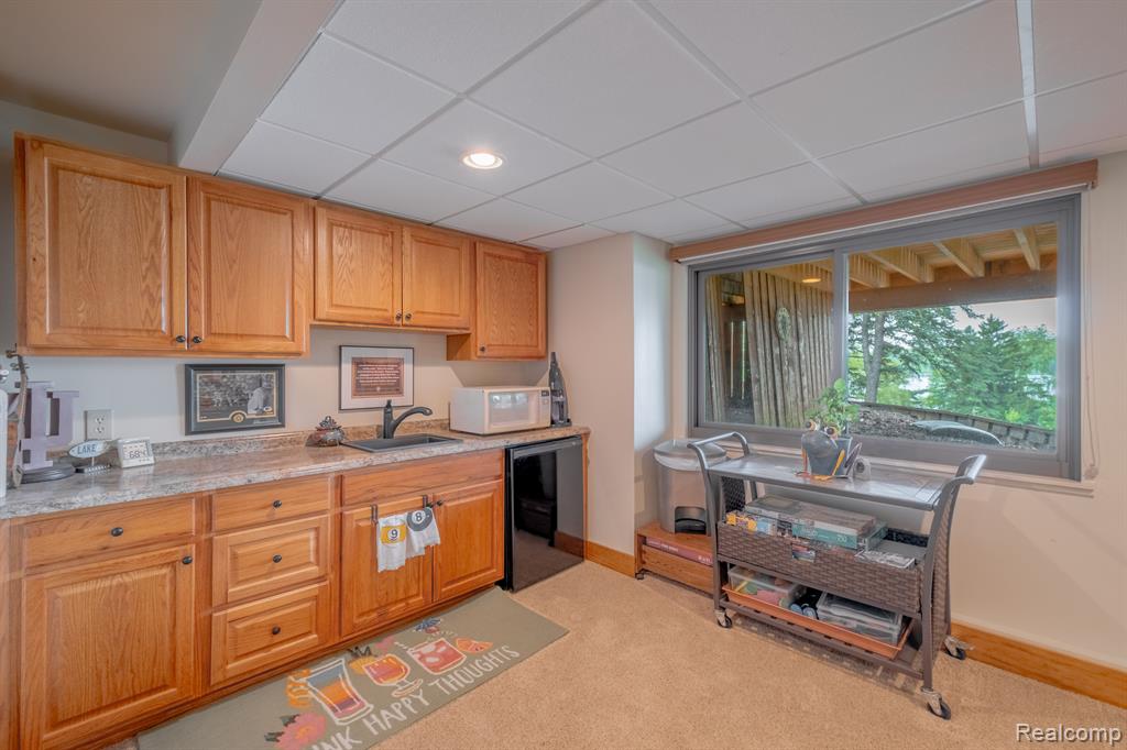 7488 DRIFTWOOD Drive, Fenton, MI 48430 — Photo 25