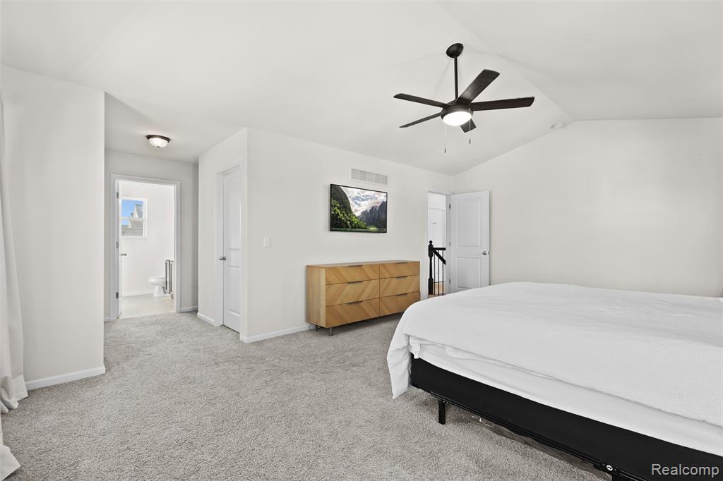 8135 Hudson Drive, Westland, MI — Photo 25