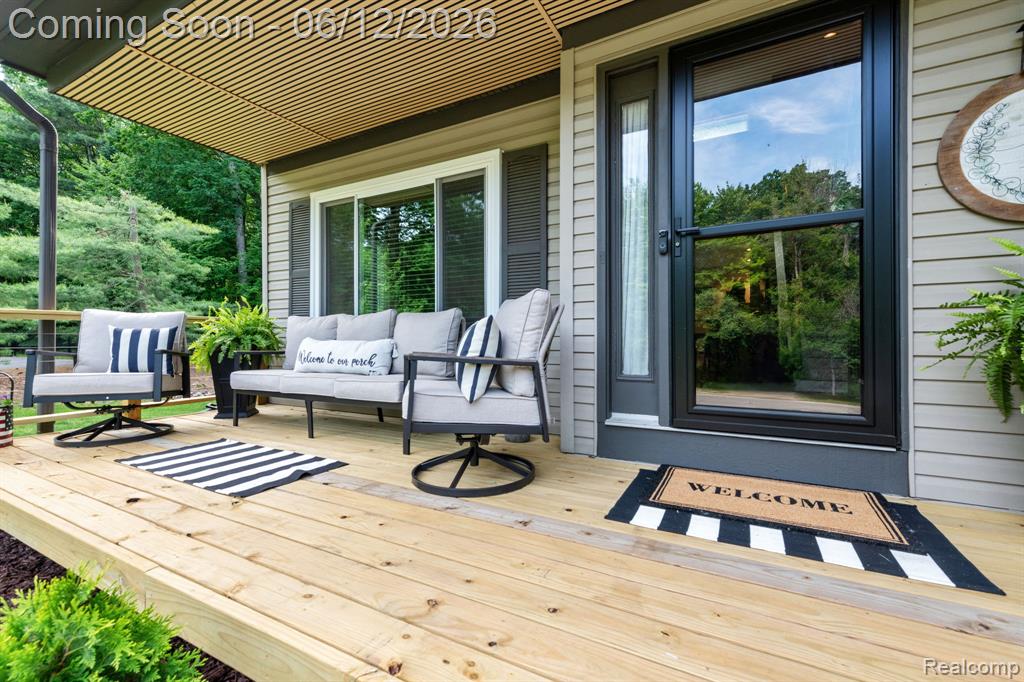 2285 Somerville Drive, Oxford, MI 48371 — Photo 18