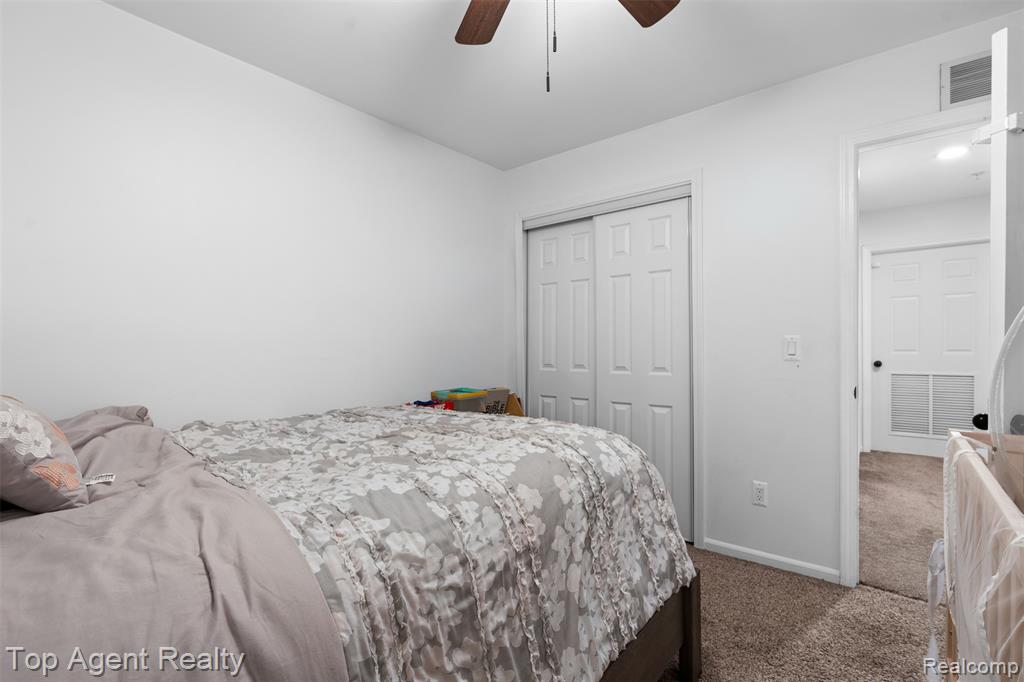 45512 Hidden View Court, Utica, MI 48315 — Photo 20