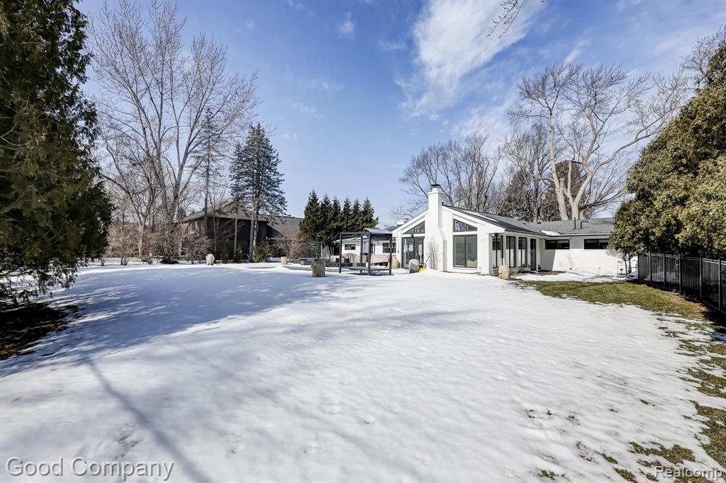 805 N Pemberton Road, Bloomfield Hills, MI 48302 — Photo 63