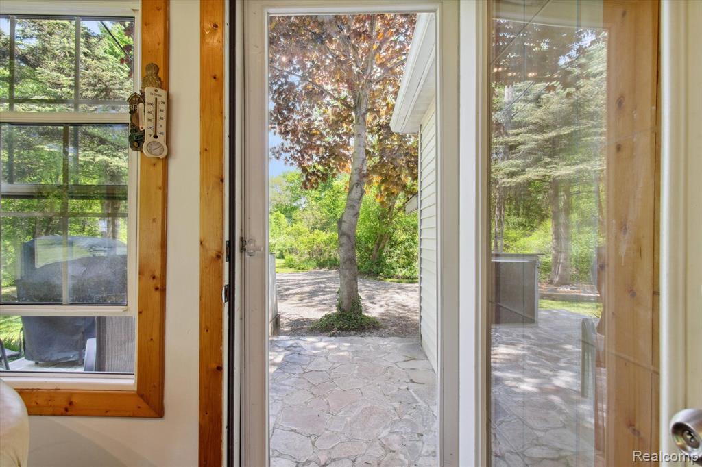 898 ROWLAND Road, Leonard, MI 48367 — Photo 24