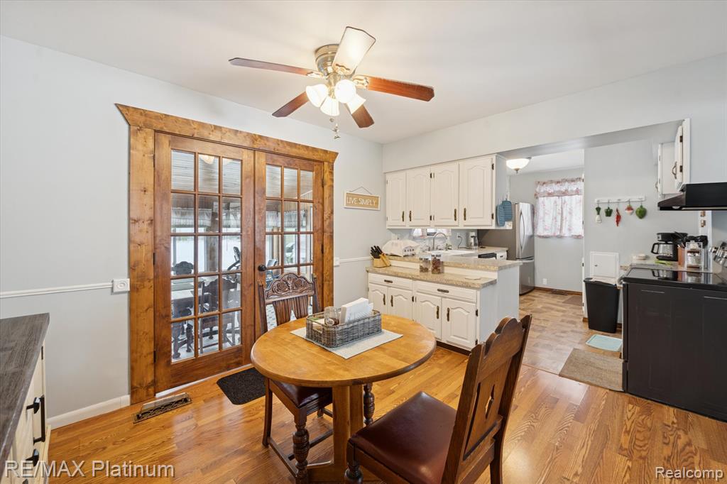 707 Briarwood Lane, Fenton, MI 48430 — Photo 4