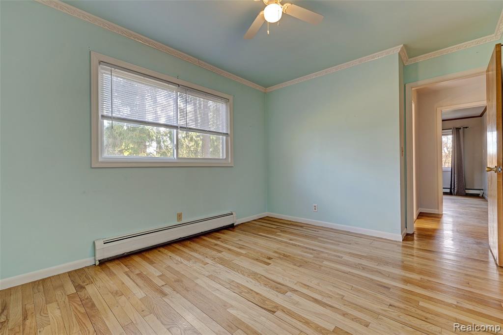300 Sherman Court, Ortonville, MI 48462 — Photo 37