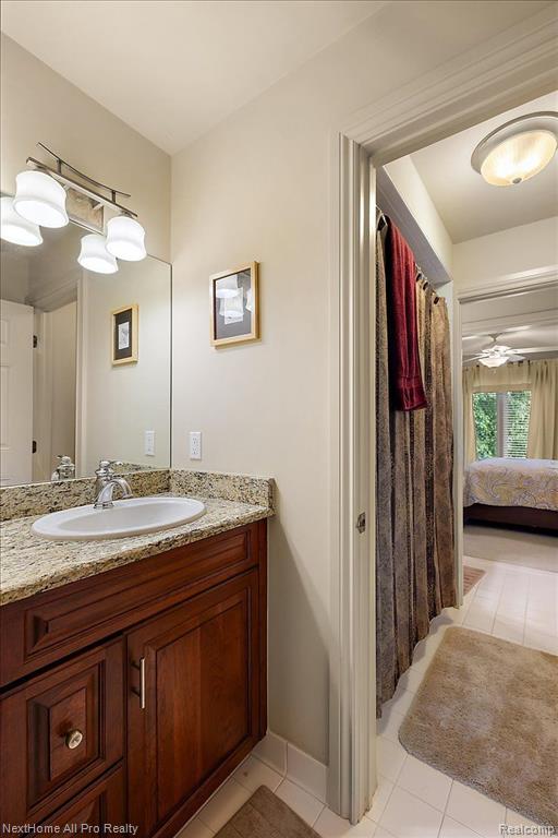 18730 MARBLE HEAD Drive, Northville, MI 48168 — Photo 45