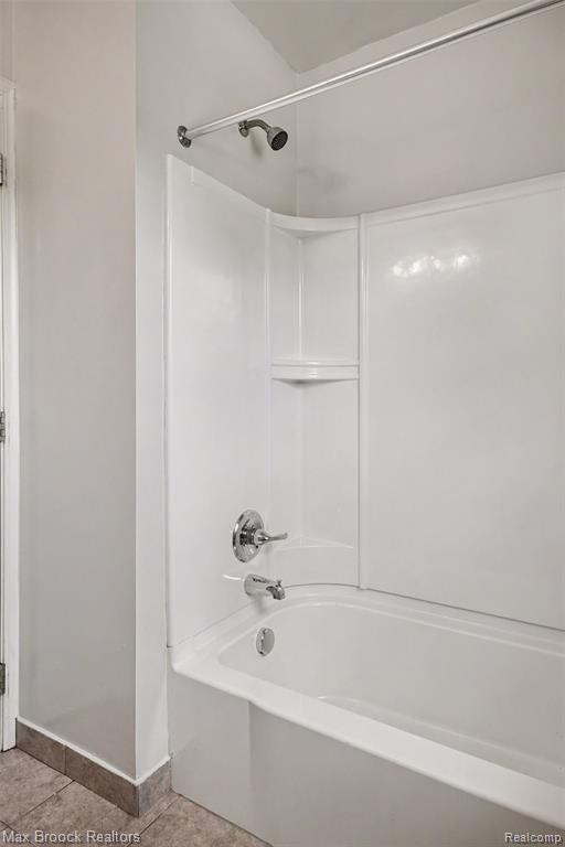 49086 W Woods Drive, Utica, MI 48317 — Photo 12