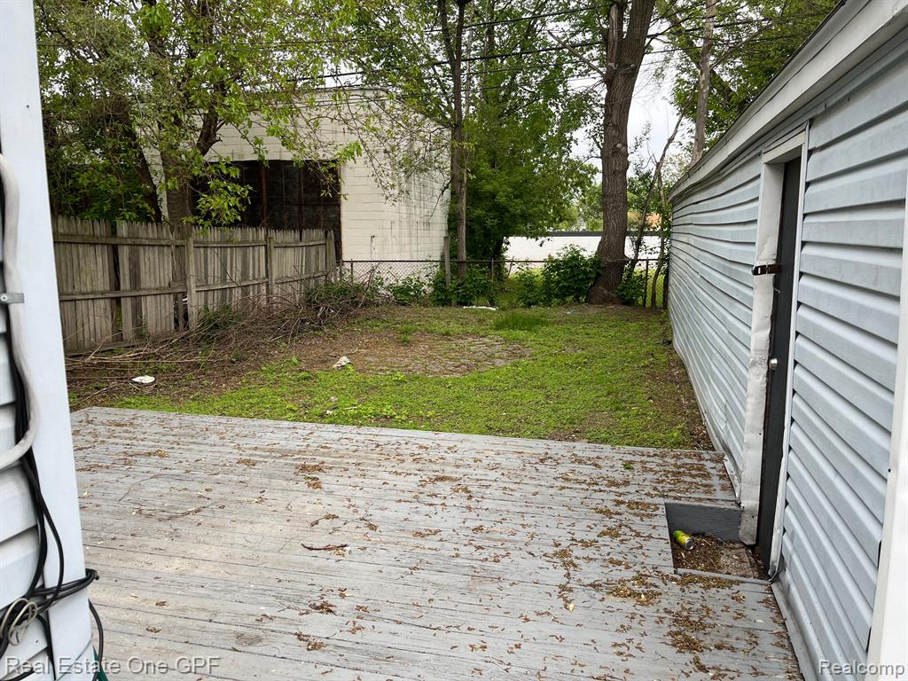 8685 DODGE Avenue, Warren, MI 48089 — Photo 4