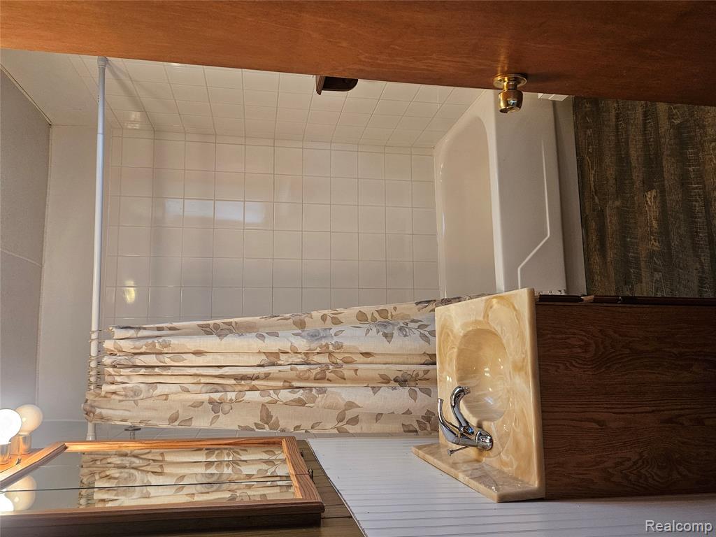 942 Pequot Lane, Hope, MI 48628 — Photo 19