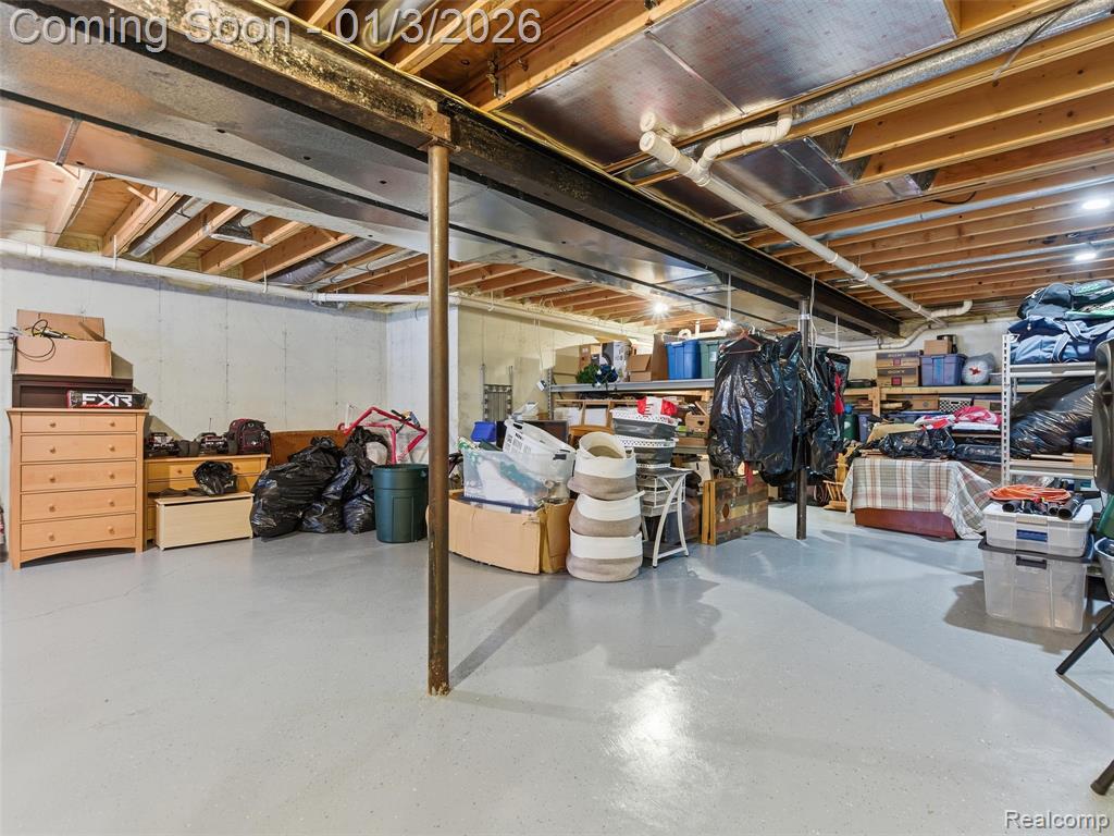 8153 Sashabaw Ridge Drive, Clarkston, MI 48348 — Photo 45