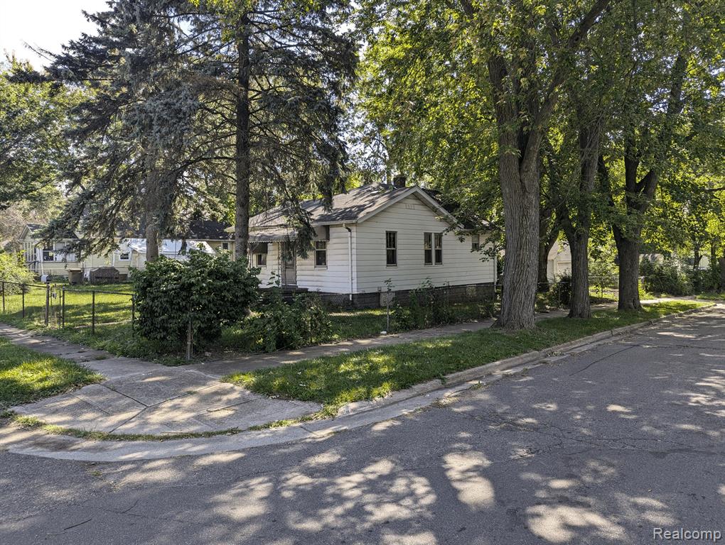 69 W RUTGERS Avenue, Pontiac, MI 48340 — Photo 5