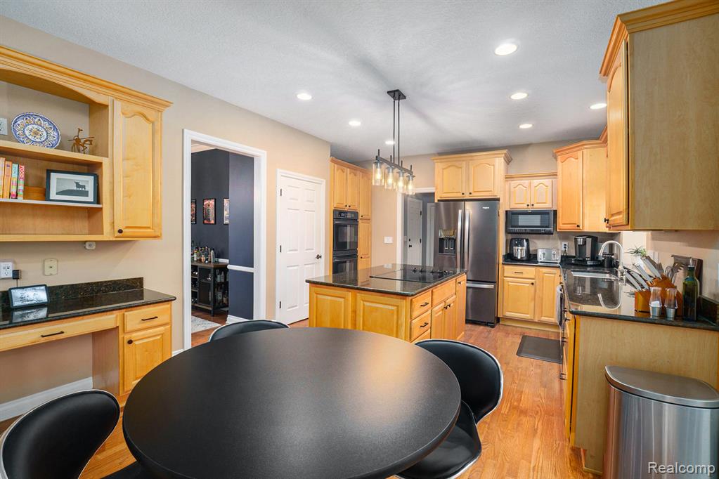 7469 Paradise Drive, Grand Blanc, MI 48439 — Photo 11