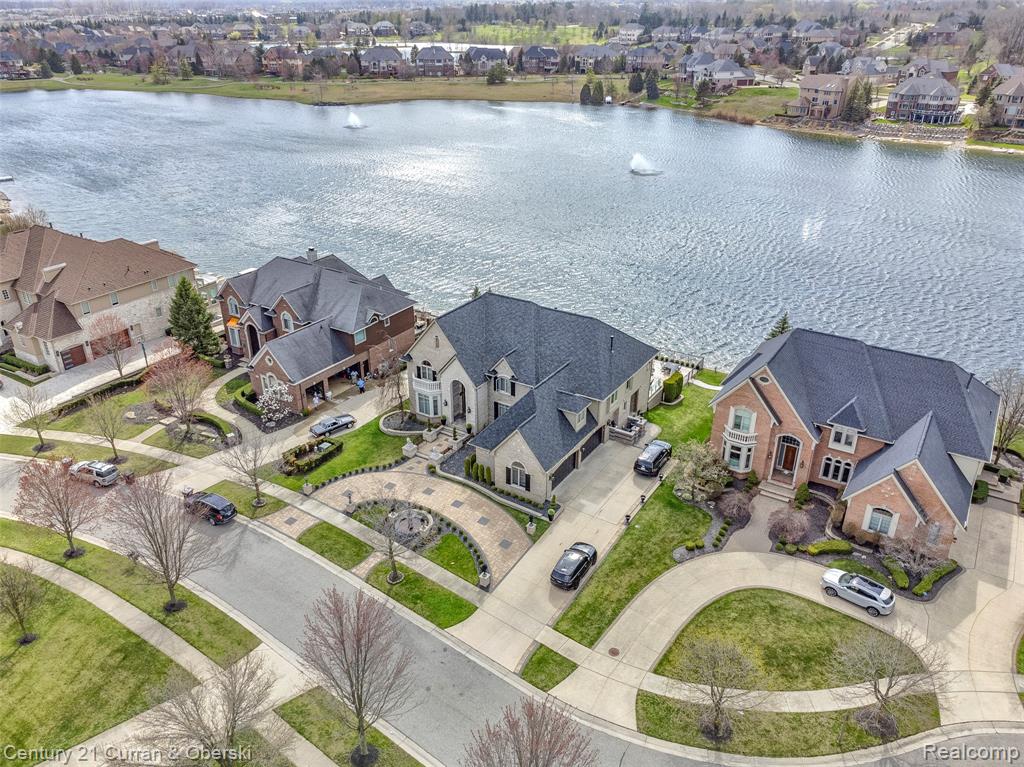 18091 Peninsula Way, Northville, MI 48168 — Photo 63