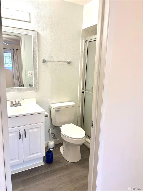 674 E FOX HILLS Drive, Bloomfield Hills, MI 48304 — Photo 16