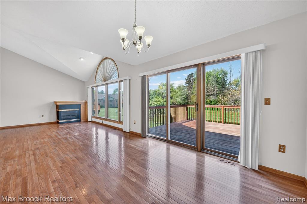 1822 Pebble Creek Drive, Canton, MI 48188 — Photo 12