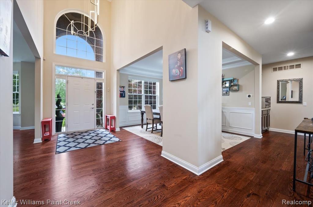 915 Harris Drive, Troy, MI 48083 — Photo 4