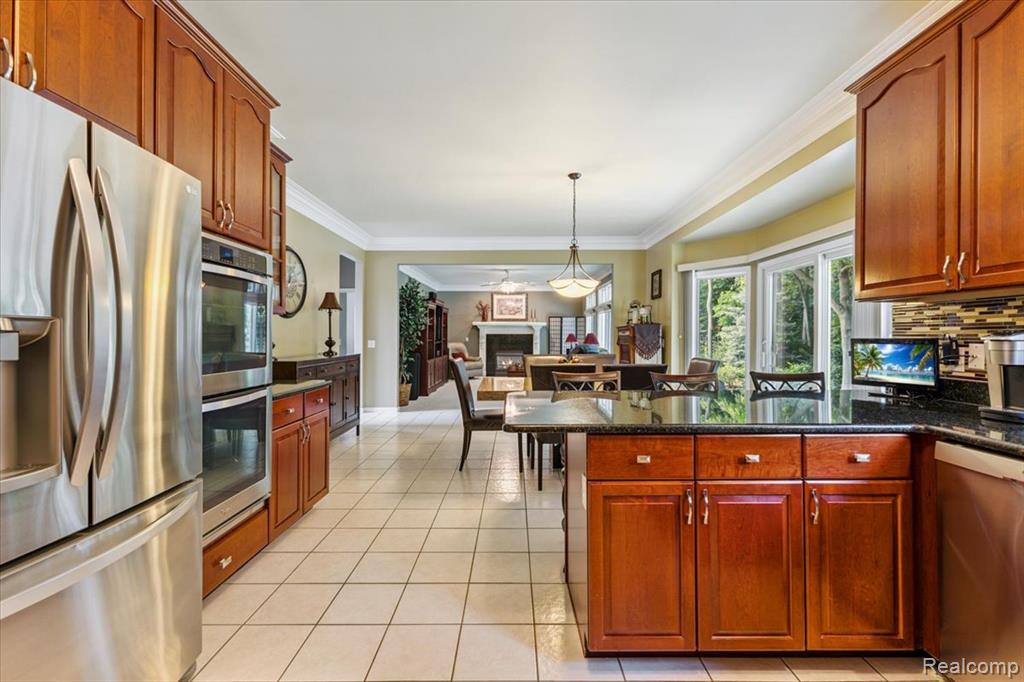 50821 Otter Creek Drive, Shelby Twp, MI 48317 — Photo 10