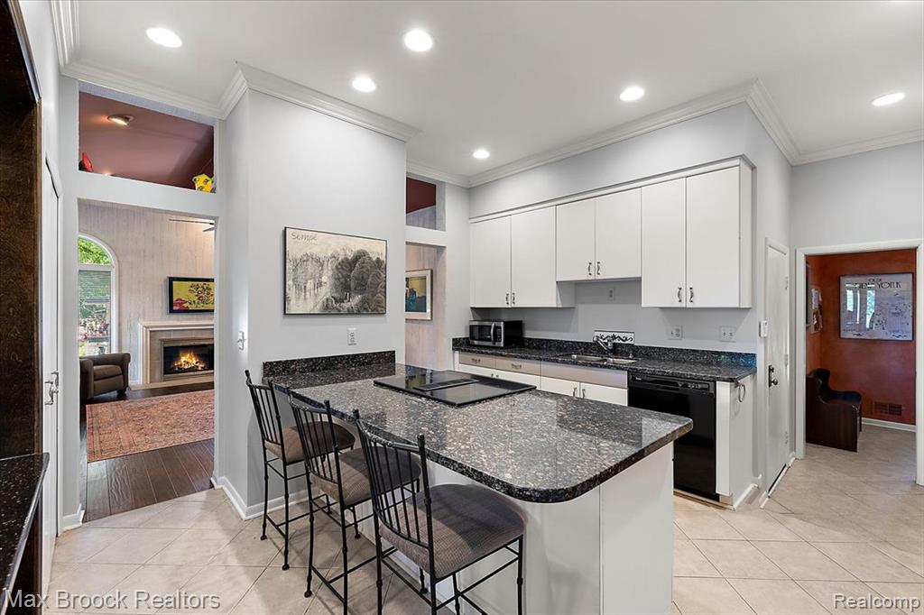 45167 9 Mile Road, Novi, MI 48167 — Photo 13