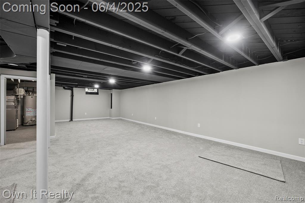 8415 N Evangeline Street, Dearborn Heights, MI 48127 — Photo 25