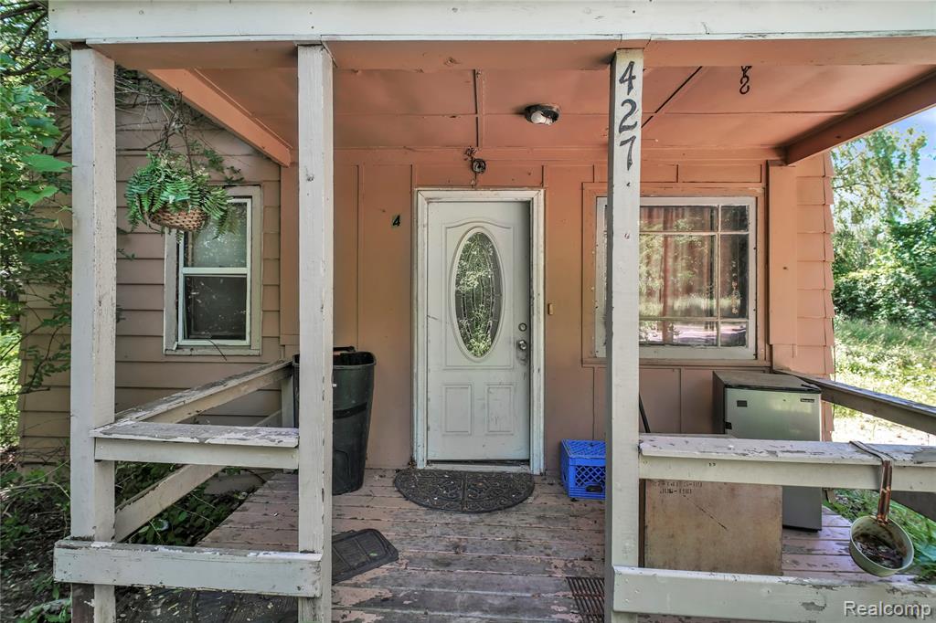 427 S 19th Street, Saginaw, MI 48601 — Photo 2