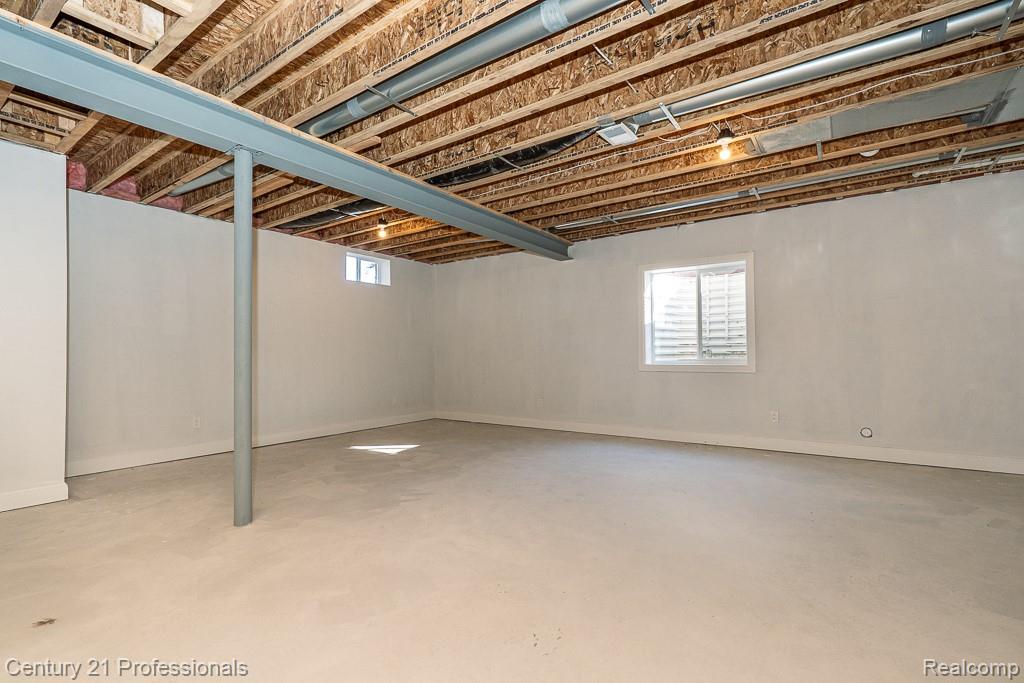 53242 Eastbourne Drive, Shelby Twp, MI 48316 — Photo 49