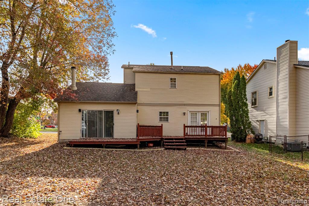 7985 Faircrest Drive, Ypsilanti, MI 48197 — Photo 42