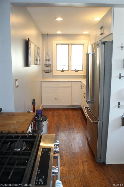 47 MAYWOOD Avenue, Pleasant Ridge, MI — Photo 14