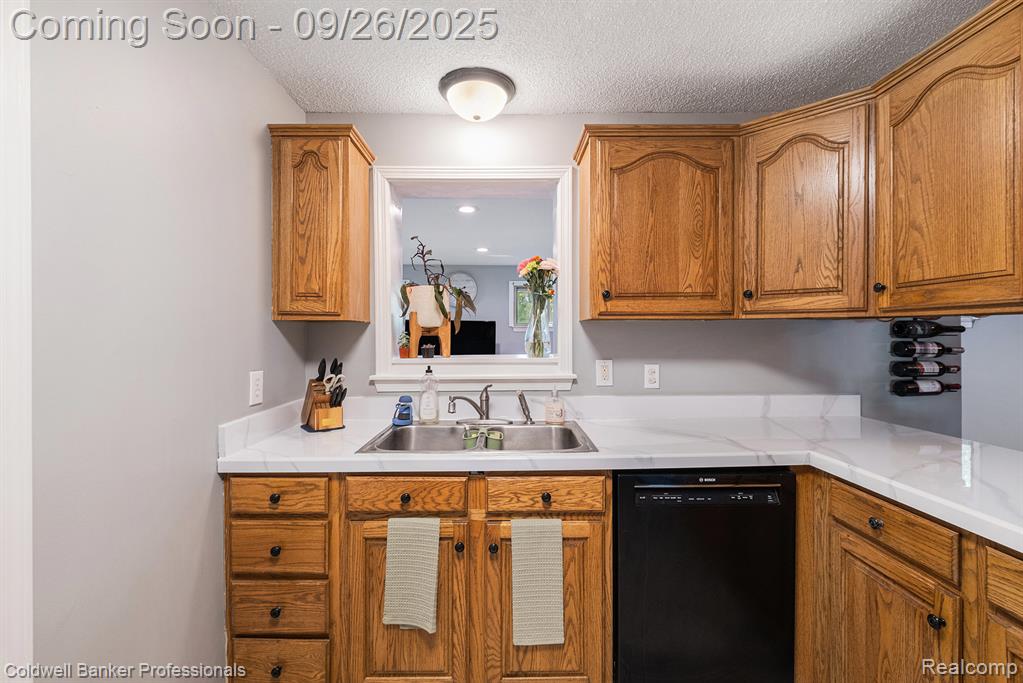 4460 Crosby Road, Flint, MI 48506 — Photo 17