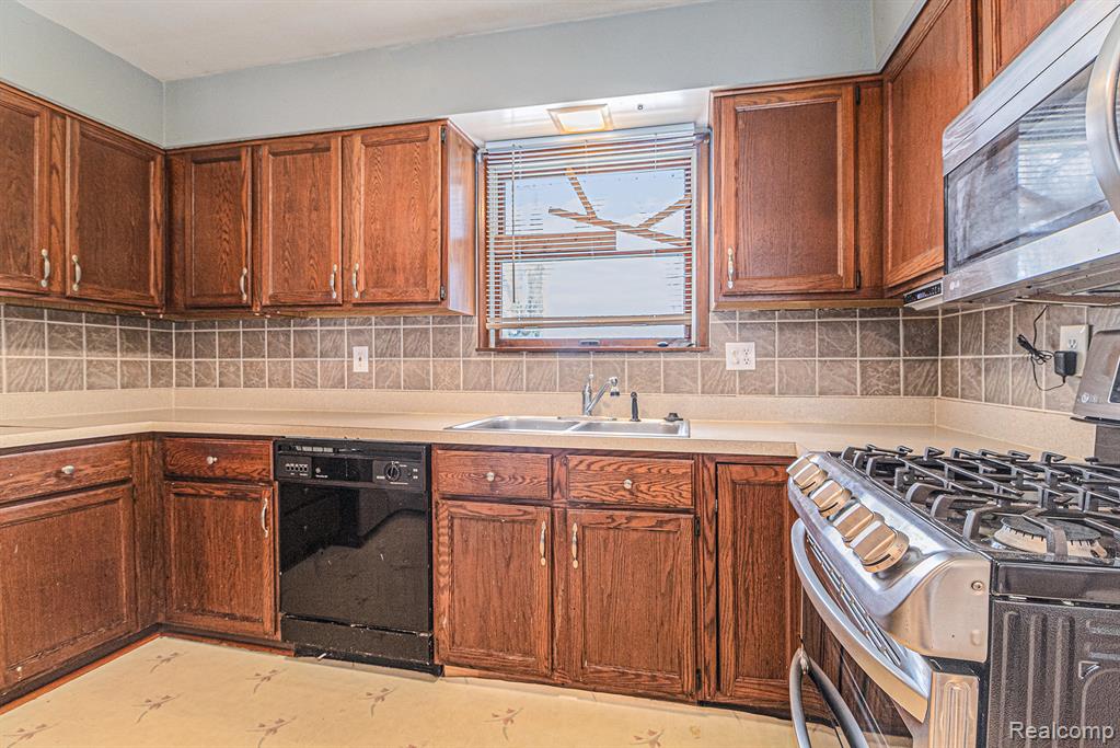 6191 Rawsonville Road, Van Buren, MI 48111 — Photo 12