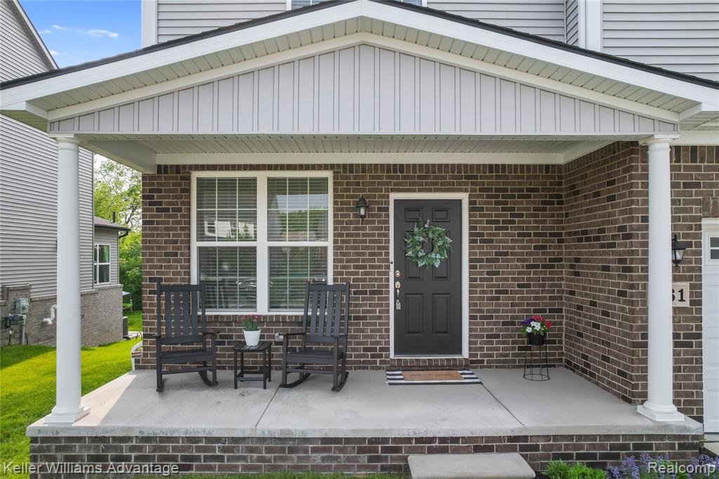 861 N Mill Street, South Lyon, MI 48178 — Photo 2