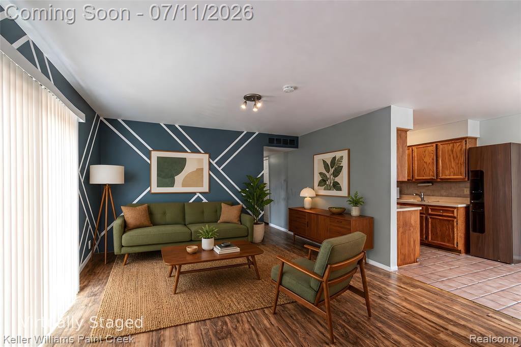 44524 N Bunker Hill Drive, 112, Clinton Twp, MI 48038 — Photo 8