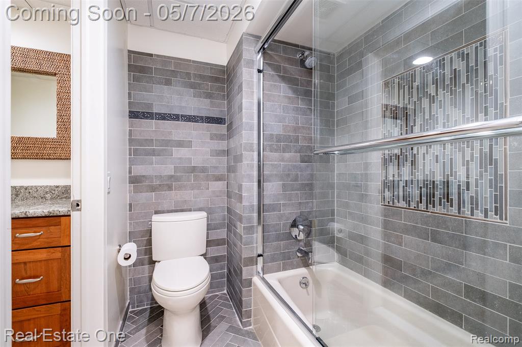 785 Old Milford Farms, Milford, MI 48381 — Photo 47