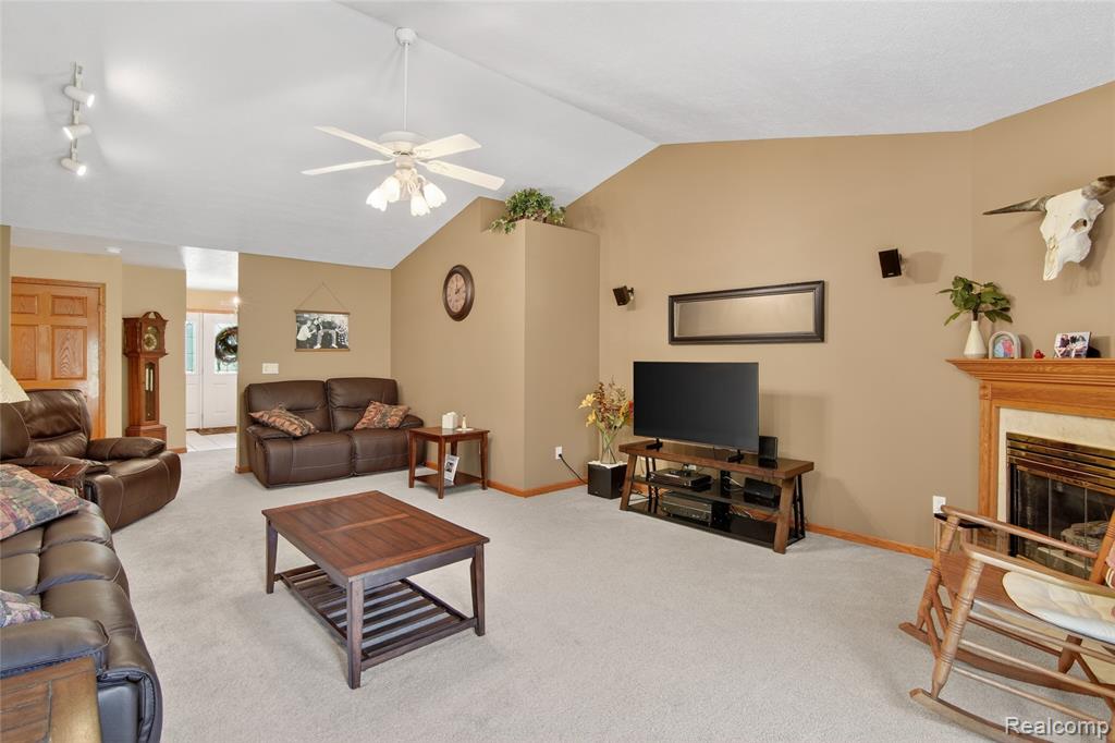 7233 Hague Avenue, Jackson, MI 49201 — Photo 5