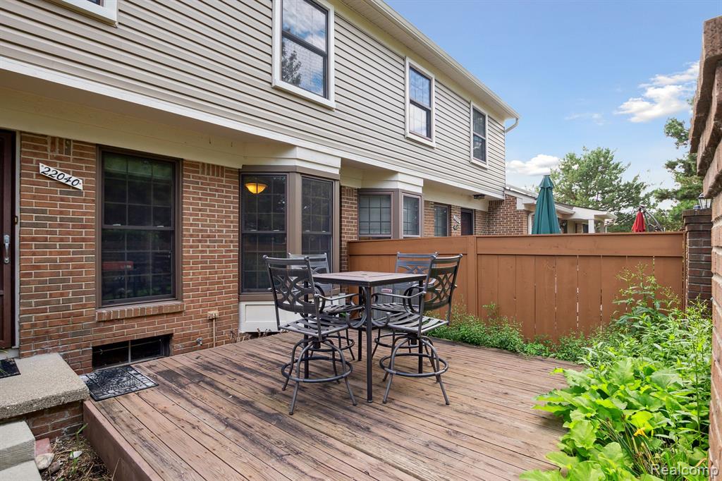 22040 EDGEWATER, Novi, MI — Photo 7