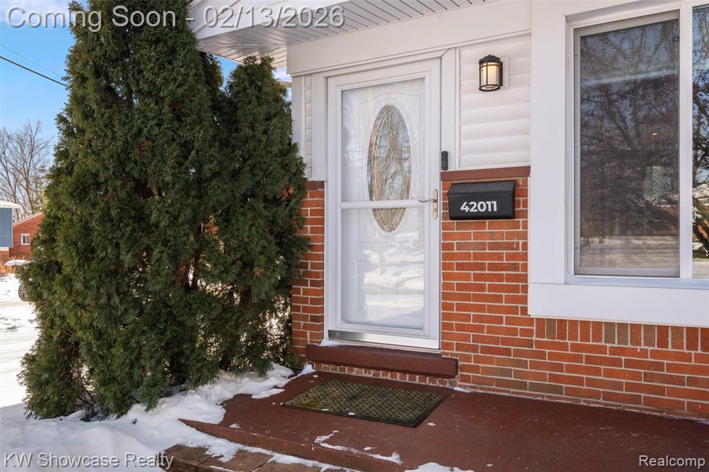 42011 Brentwood Drive, Plymouth, MI 48170 — Photo 5
