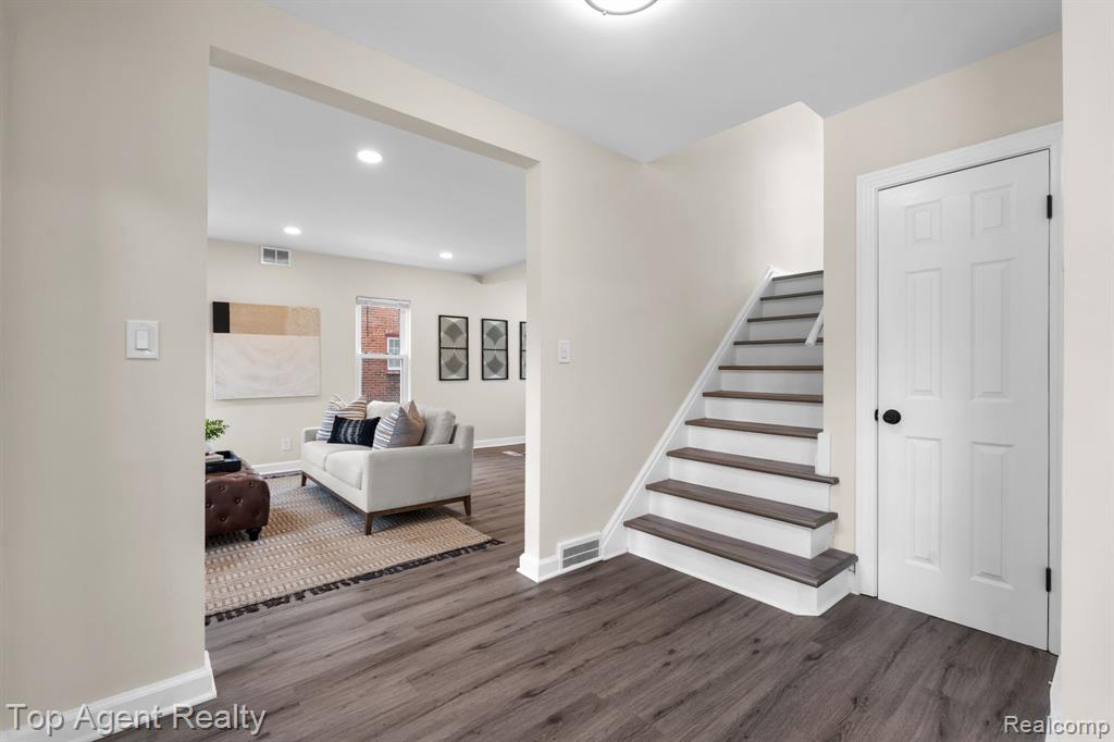 15093 Stahelin Avenue, Detroit, MI 48223 — Photo 11