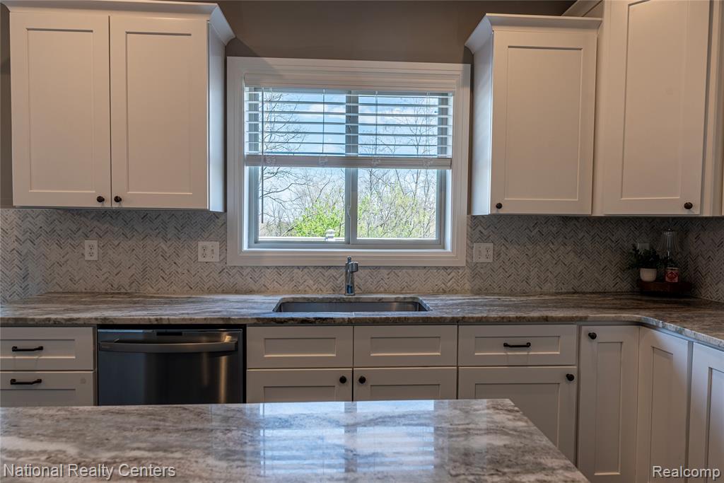 70376 Hillside Court, Romeo, MI 48065 — Photo 11