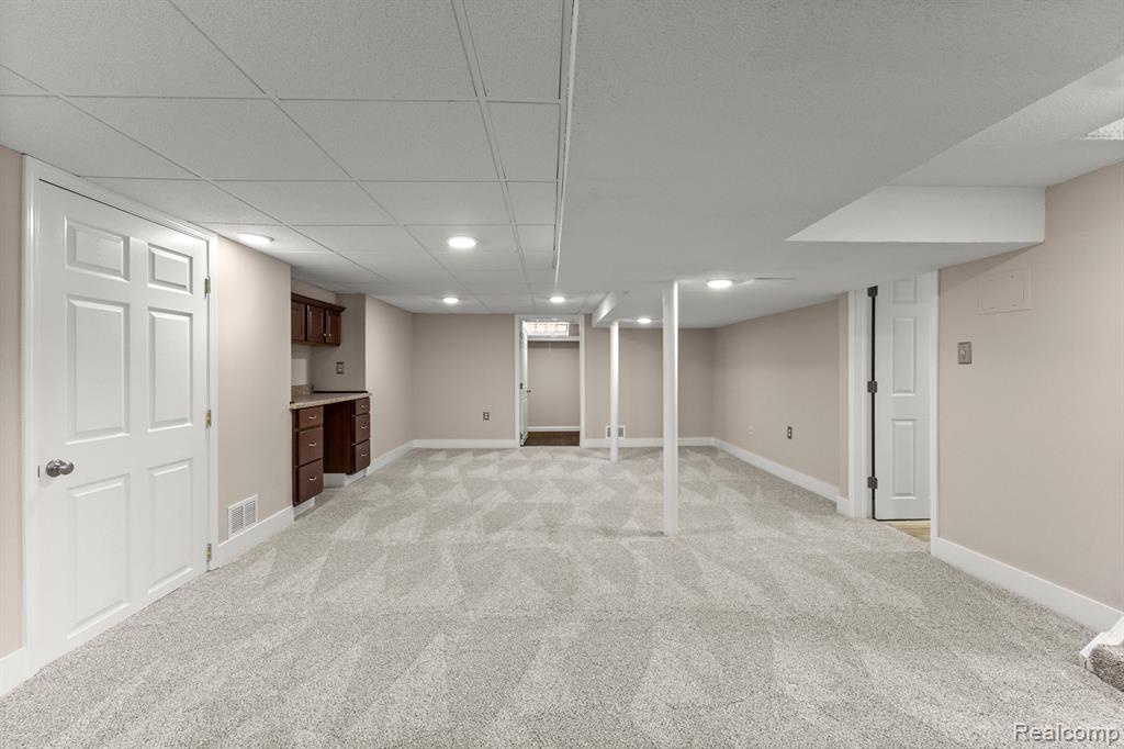 9280 REECK Road, Allen Park, MI 48101 — Photo 31