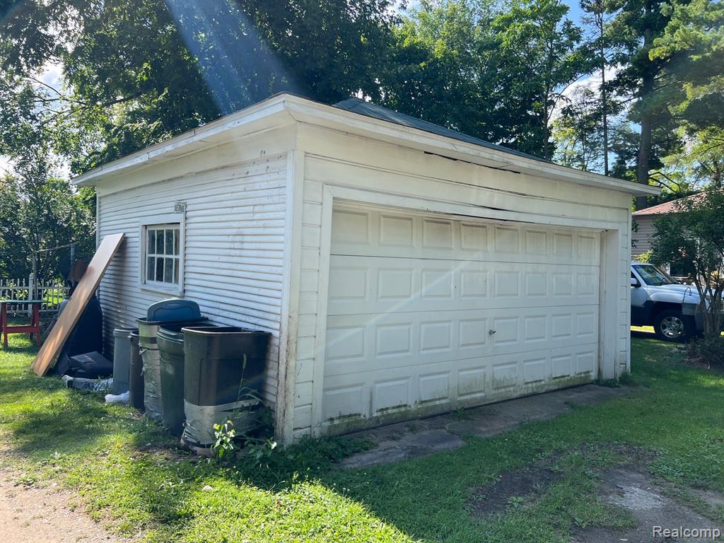 401 MADISON Street, Caro, MI 48723 — Photo 4